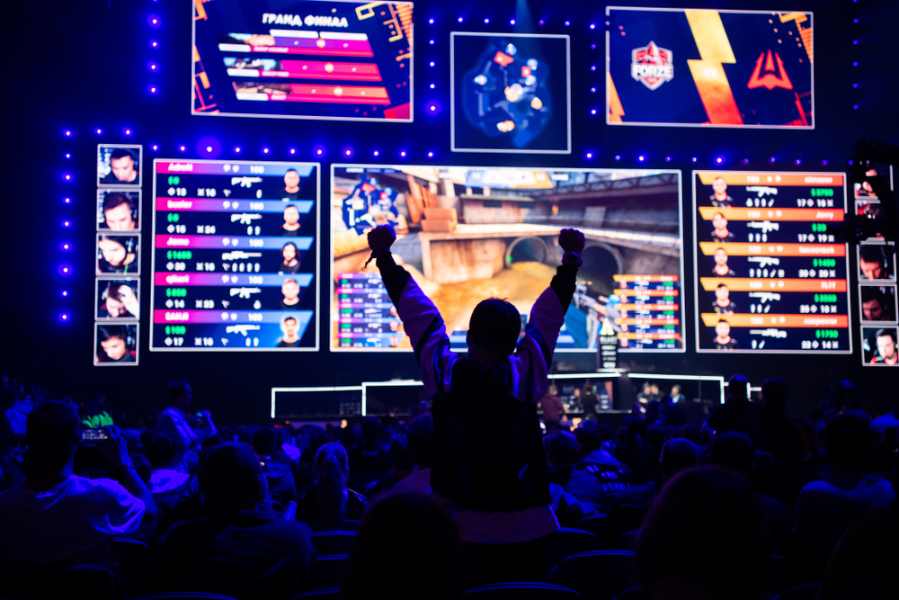 دليل شامل لمراهنات League of Legends: استراتيجيات ونصائح للمراهنين العرب
