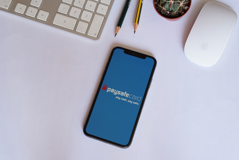 Barcelona,,Spain, ,May,27,,2020;,Paysafe,Card,Iphone,Screen